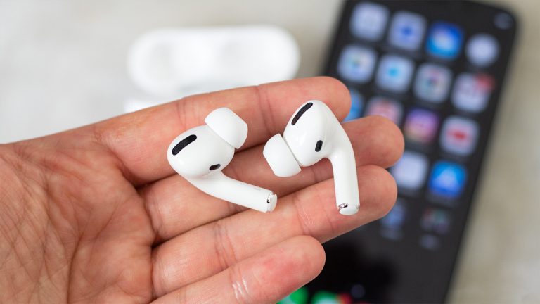 AirPods Pro 3, la strategia di Apple per restare leader negli auricolari true wireless
