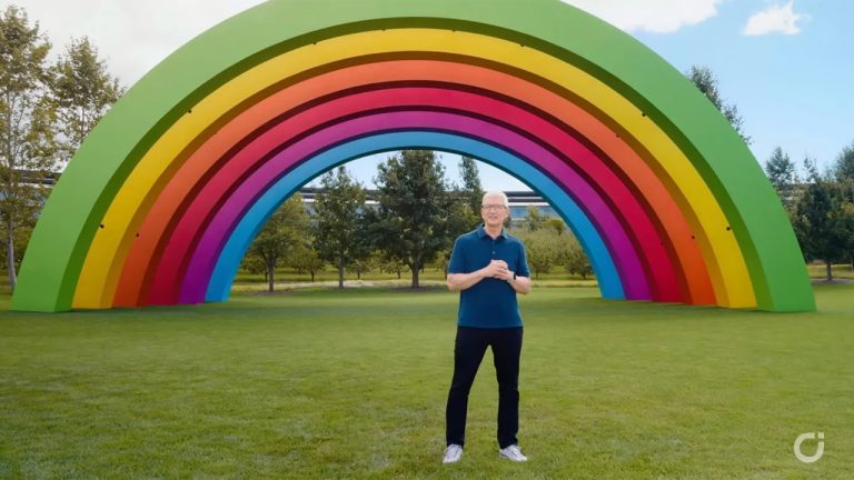 Apple lancia “In the Loop”, lo spazio ufficiale per seguire Tim Cook e altri dirigenti senza passare da X