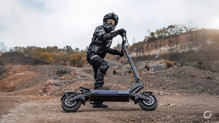 Ausom DT2 Pro: lo scooter elettrico dual-motor con 115 km di autonomia in sconto con i Coupon di iSpazio