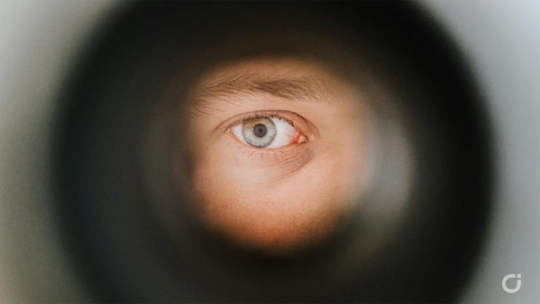 Meta avrebbe aggirato le regole privacy di Apple e licenziato chi lo ha denunciato